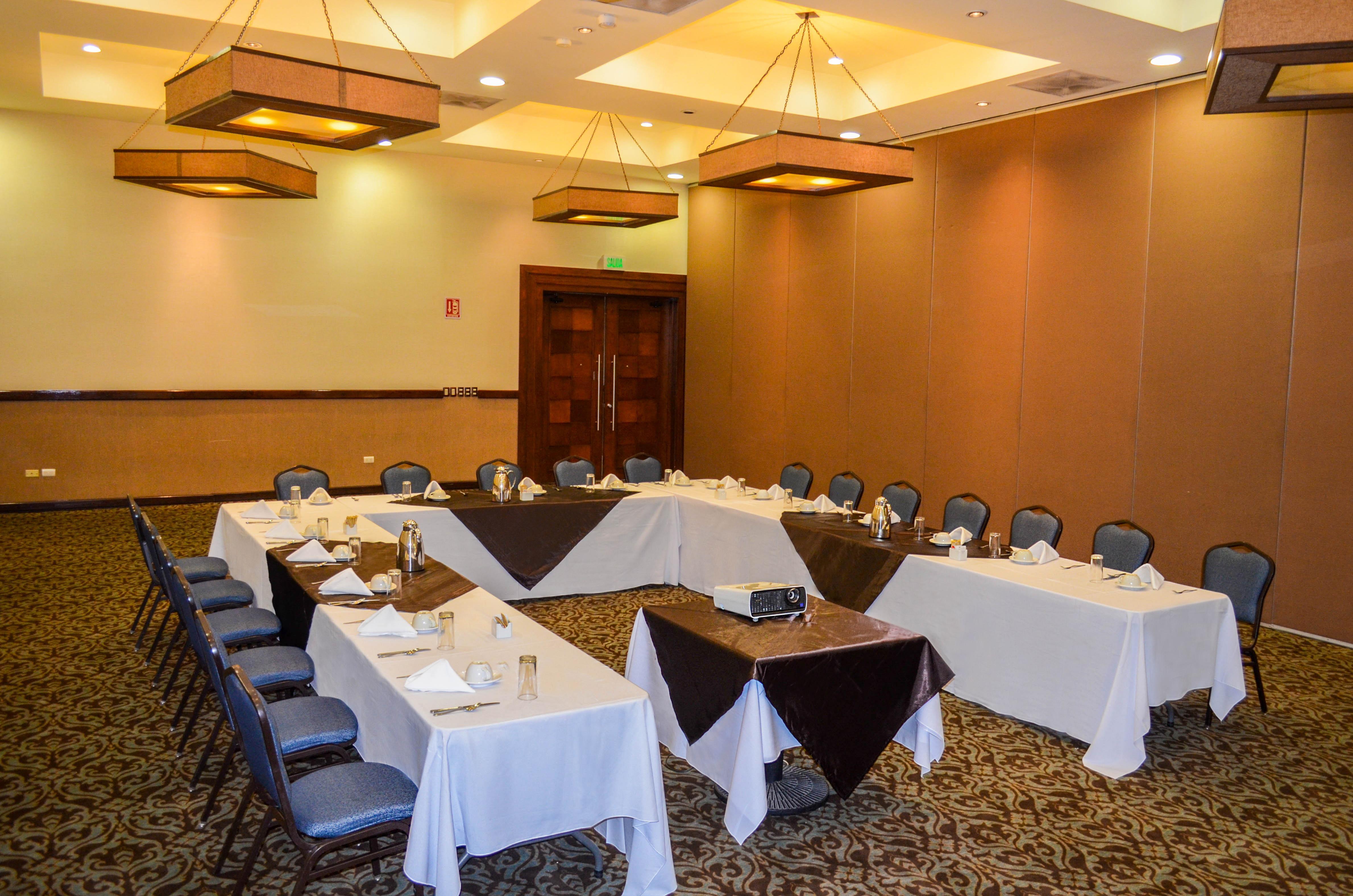 Hotel Colonial הרמוסיו מראה חיצוני תמונה