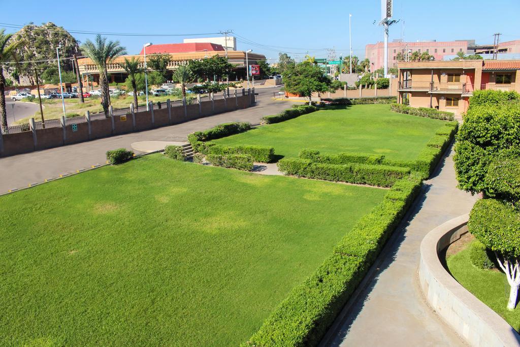 Hotel Colonial הרמוסיו מראה חיצוני תמונה